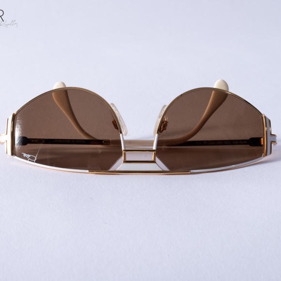 Cazal Sunglasses - CAZAL 964 Col 332 - Picture 7 of 8